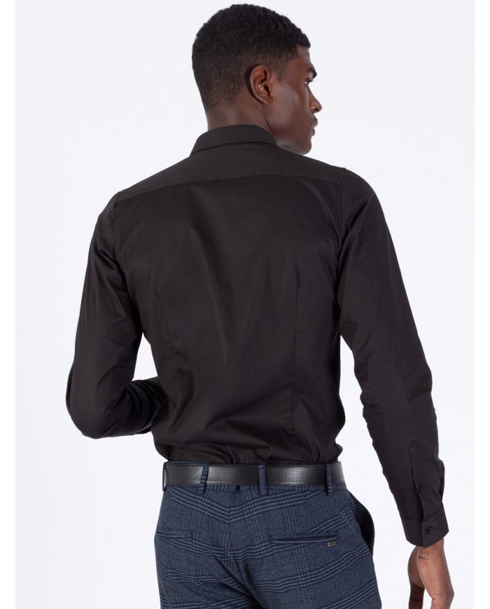 camisa preta masculina elegante