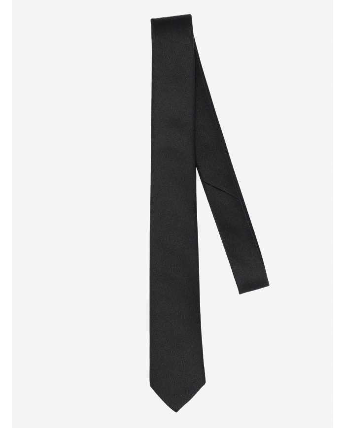GRAVATA K46 PRETO