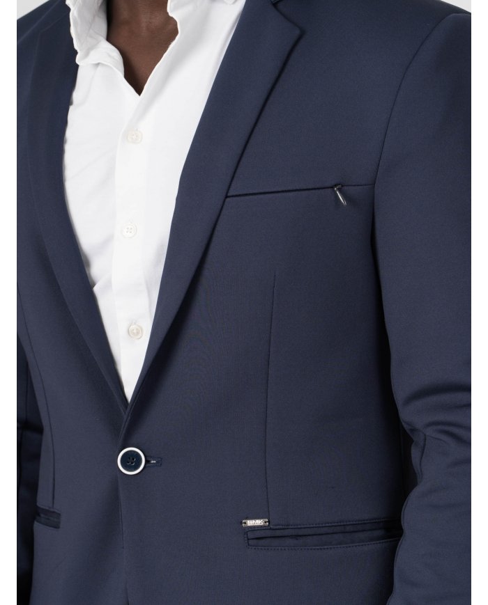 detalhe blazer azul marinho SMK